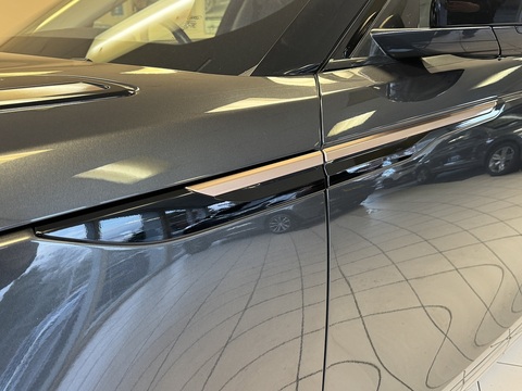 2.0 P300 R-Dynamic SE SUV 5dr Petrol Auto 4WD Euro 6 (s/s) (300 ps)