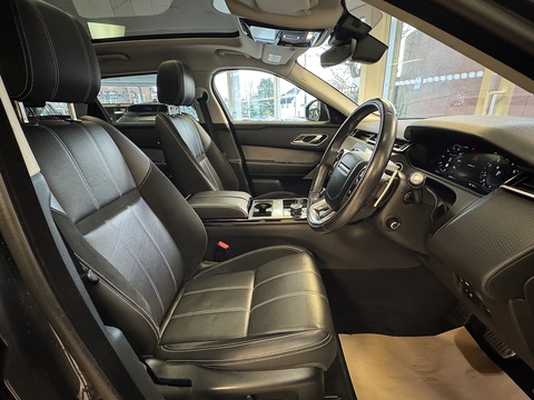 2.0 P300 R-Dynamic SE SUV 5dr Petrol Auto 4WD Euro 6 (s/s) (300 ps)