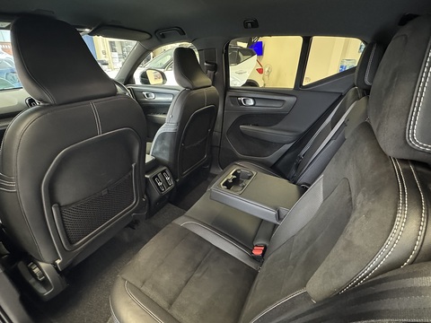 1.5 T3 R-Design SUV 5dr Petrol Auto Euro 6 (s/s) (163 ps)