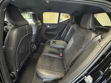 Volvo XC40 T3 R-Design 