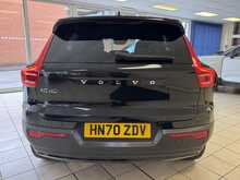 Volvo XC40 T3 R-Design 