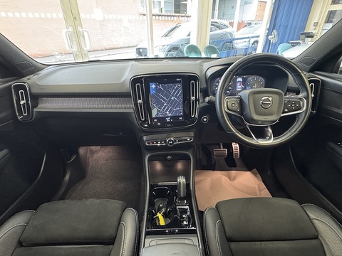 1.5 T3 R-Design SUV 5dr Petrol Auto Euro 6 (s/s) (163 ps)