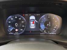 Volvo XC40 T3 R-Design 