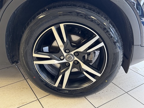 1.5 T3 R-Design SUV 5dr Petrol Auto Euro 6 (s/s) (163 ps)