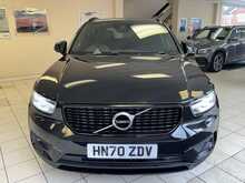Volvo XC40 T3 R-Design 