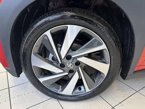 1.0 VVT-i Edge Hatchback 5dr Petrol x-shift Euro 6 (s/s) (72 ps)