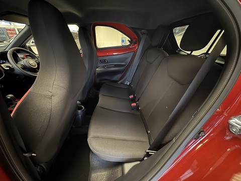 1.0 VVT-i Edge Hatchback 5dr Petrol x-shift Euro 6 (s/s) (72 ps)