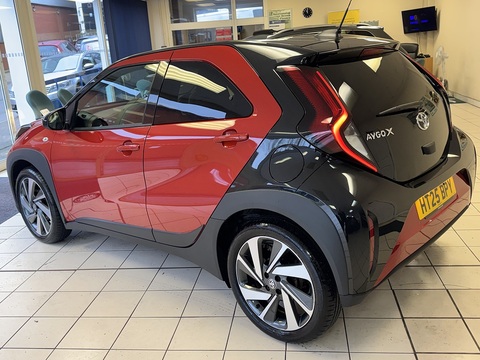 1.0 VVT-i Edge Hatchback 5dr Petrol x-shift Euro 6 (s/s) (72 ps)