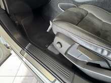 Volvo XC40 T5 R-Design Pro 