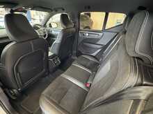 Volvo XC40 T5 R-Design Pro 