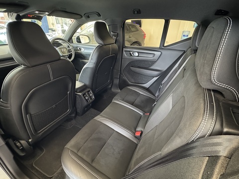 2.0 T5 R-Design Pro SUV 5dr Petrol Auto AWD Euro 6 (s/s) (247 ps)