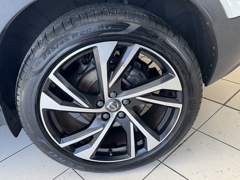 2.0 T5 R-Design Pro SUV 5dr Petrol Auto AWD Euro 6 (s/s) (247 ps)