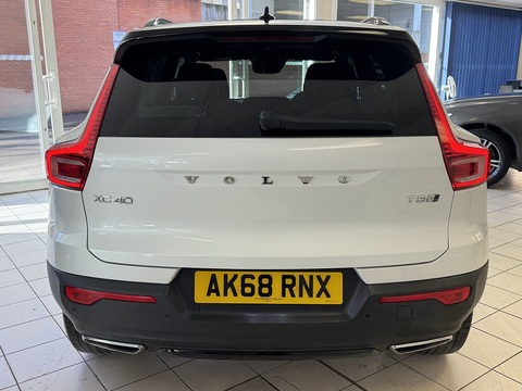 2.0 T5 R-Design Pro SUV 5dr Petrol Auto AWD Euro 6 (s/s) (247 ps)