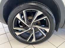 Volvo XC40 T5 R-Design Pro 