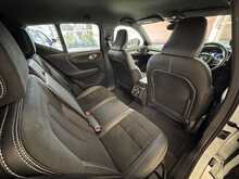 Volvo XC40 T5 R-Design Pro 