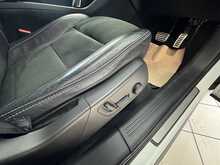 Volvo XC40 T5 R-Design Pro 