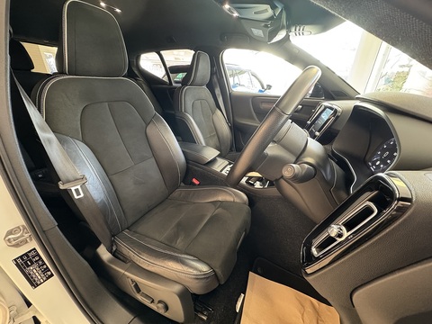 2.0 T5 R-Design Pro SUV 5dr Petrol Auto AWD Euro 6 (s/s) (247 ps)