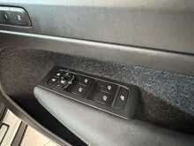 Volvo XC40 T5 R-Design Pro 