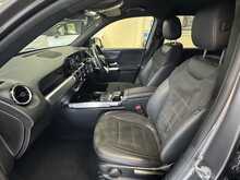 Mercedes-Benz GLB GLB200 AMG Line 