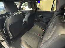 Mercedes-Benz GLB GLB200 AMG Line 