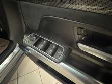 Mercedes-Benz GLB GLB200 AMG Line 
