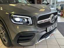 Mercedes-Benz GLB GLB200 AMG Line 