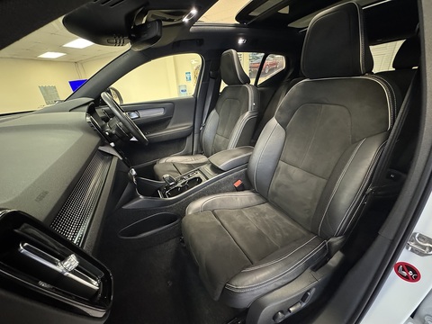 2.0 T5 First Edition SUV 5dr Petrol Auto AWD Euro 6 (s/s) (247 ps)