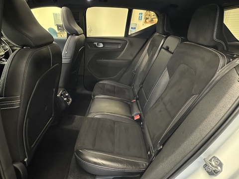 2.0 T5 First Edition SUV 5dr Petrol Auto AWD Euro 6 (s/s) (247 ps)