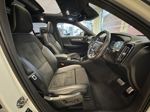 2.0 T5 First Edition SUV 5dr Petrol Auto AWD Euro 6 (s/s) (247 ps)