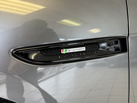 2.0 P300 R-Sport SUV 5dr Petrol Auto AWD Euro 6 (s/s) (300 ps)