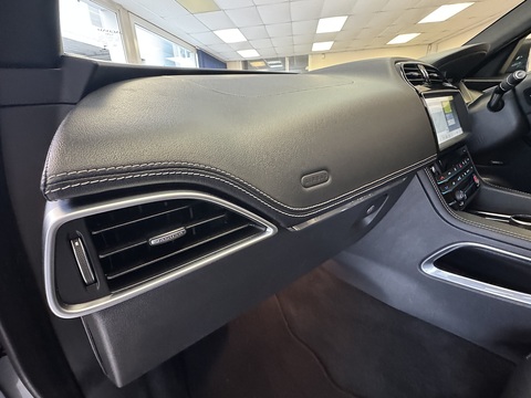 2.0 P300 R-Sport SUV 5dr Petrol Auto AWD Euro 6 (s/s) (300 ps)