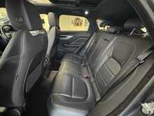 Jaguar F-PACE P300 R-Sport 