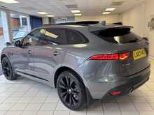 Jaguar F-PACE P300 R-Sport 