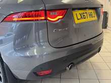 Jaguar F-PACE P300 R-Sport 