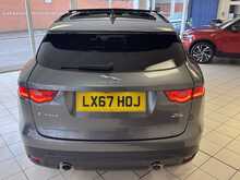 Jaguar F-PACE P300 R-Sport 