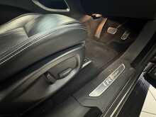 Jaguar F-PACE P300 R-Sport 