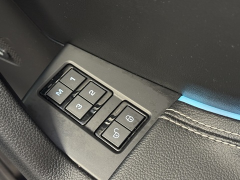 2.0 P300 R-Sport SUV 5dr Petrol Auto AWD Euro 6 (s/s) (300 ps)