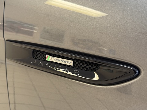 2.0 P300 R-Sport SUV 5dr Petrol Auto AWD Euro 6 (s/s) (300 ps)