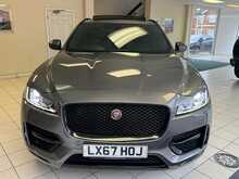 Jaguar F-PACE P300 R-Sport 