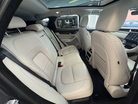 2.0 P400e 17.1kWh SE SUV 5dr Petrol Plug-in Hybrid Auto AWD Euro 6 (s/s) (404 ps)