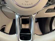 Jaguar F-PACE P400e SE 