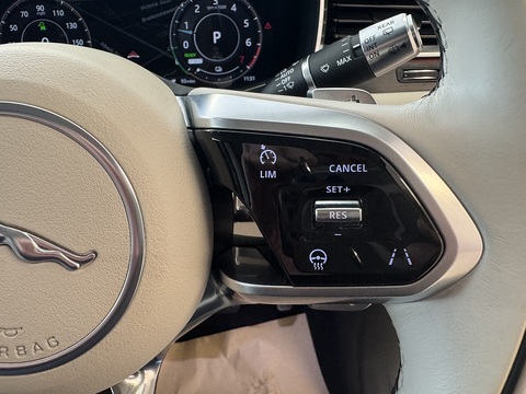 2.0 P400e 17.1kWh SE SUV 5dr Petrol Plug-in Hybrid Auto AWD Euro 6 (s/s) (404 ps)