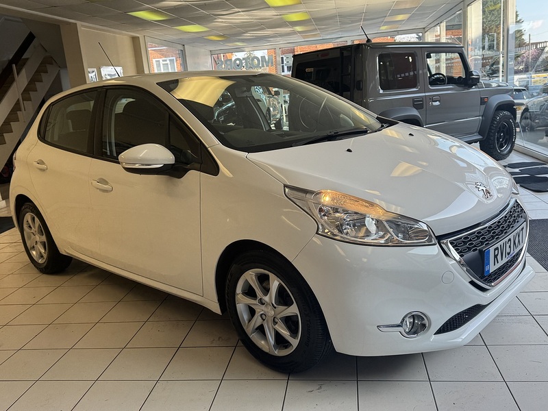 1.2 VTi Active Hatchback 5dr Petrol Manual Euro 5 (82 ps)