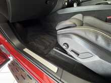 Volvo XC60 B5 MHEV R-Design Pro 