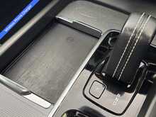 Volvo XC60 B5 MHEV R-Design Pro 