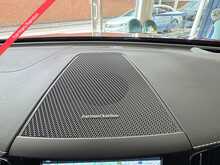 Volvo XC60 B5 MHEV R-Design Pro 