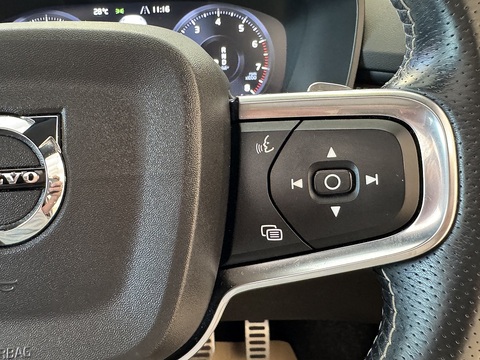 T4 R-Design Pro SUV 2.0 Automatic Petrol