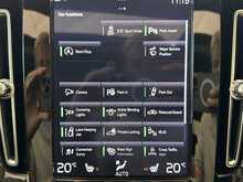 Volvo XC40 T4 R-Design Pro 