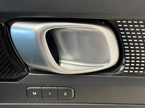 T4 R-Design Pro SUV 2.0 Automatic Petrol