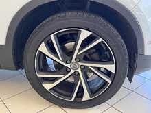 Volvo XC40 T4 R-Design Pro 